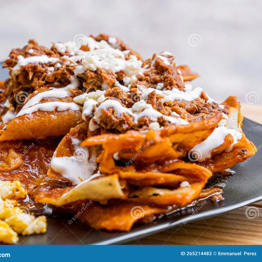 Chilaquiles Juanita Salsa Roja
