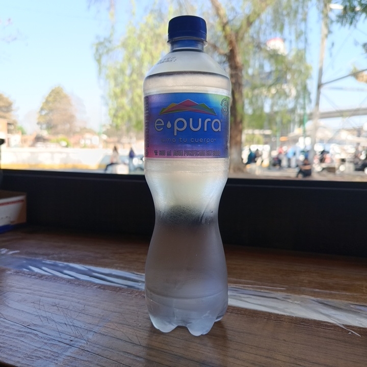 Agua Natural (500 ml)