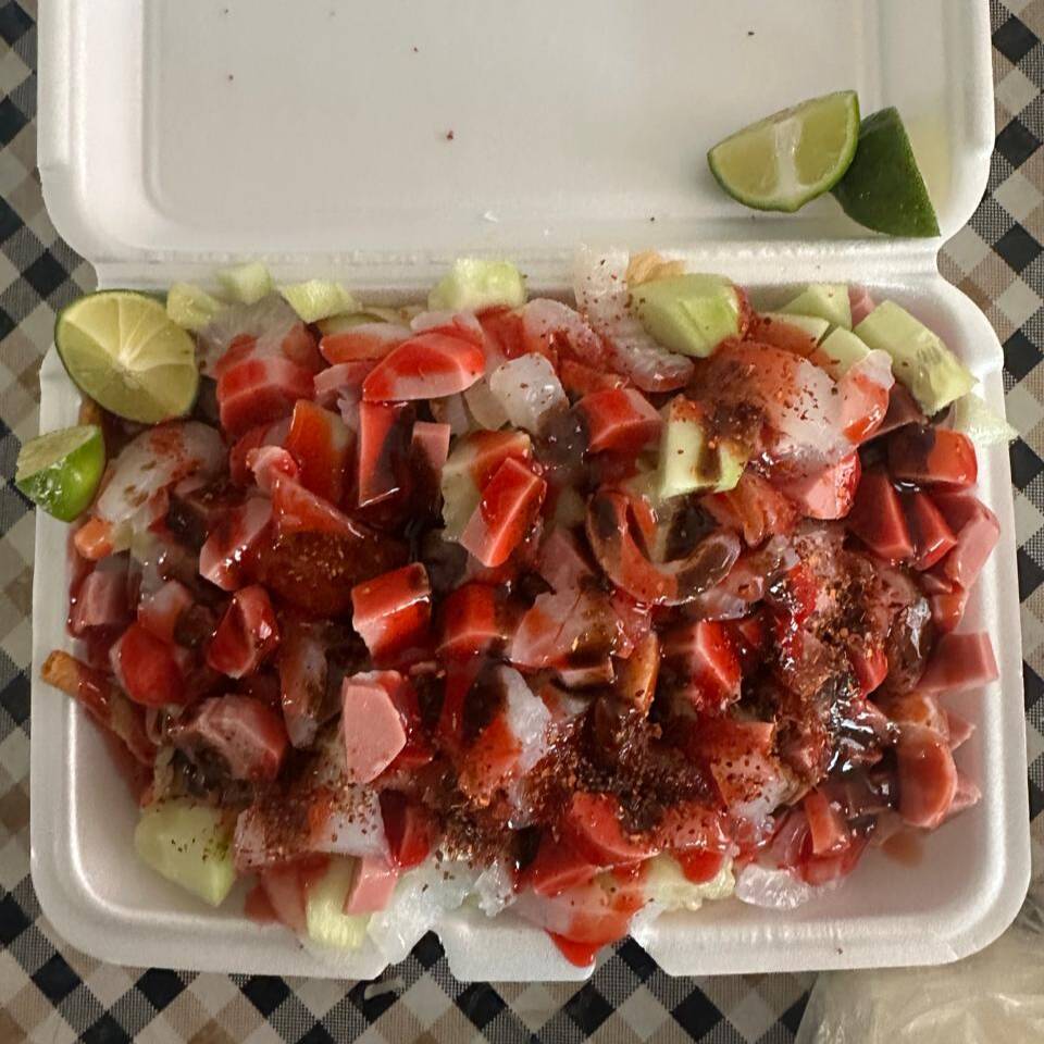 CHAROLA INDIVIDUAL DE TOSTITOS CEVICHE DE CUERITOS