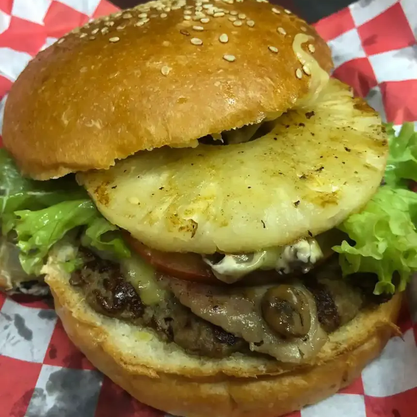 HAMBURGUESA*HAWAIANA