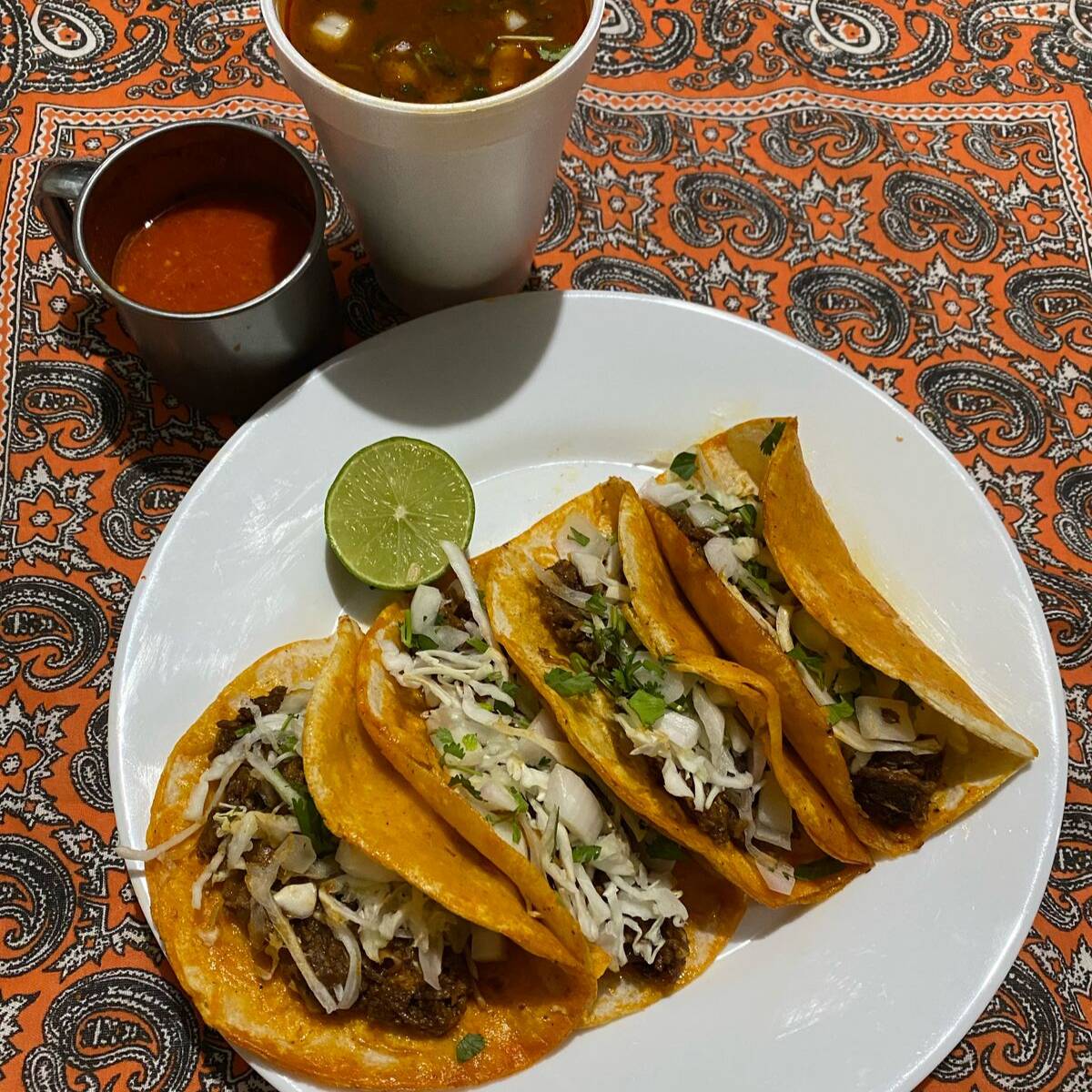 Orden de Tacos ( 4 Tacos de Maiz )