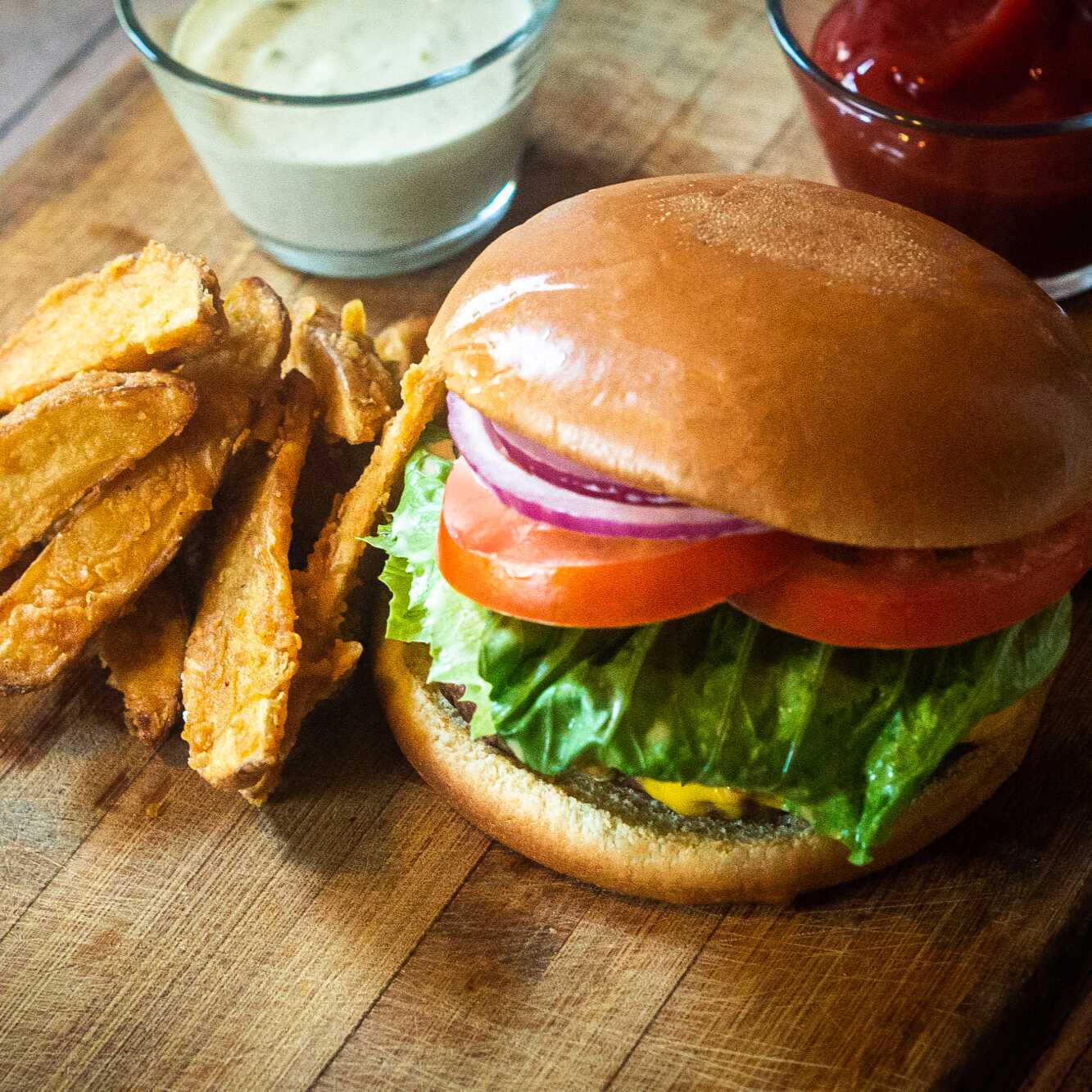 Combo Individual: Hamburguesa + Boneless + Bebida