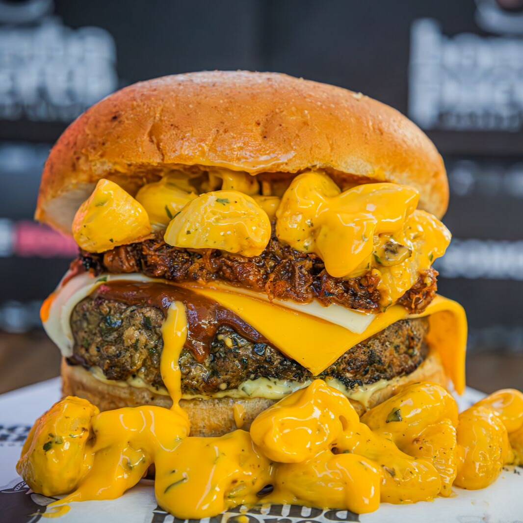 Mac and Cheese Bomba!