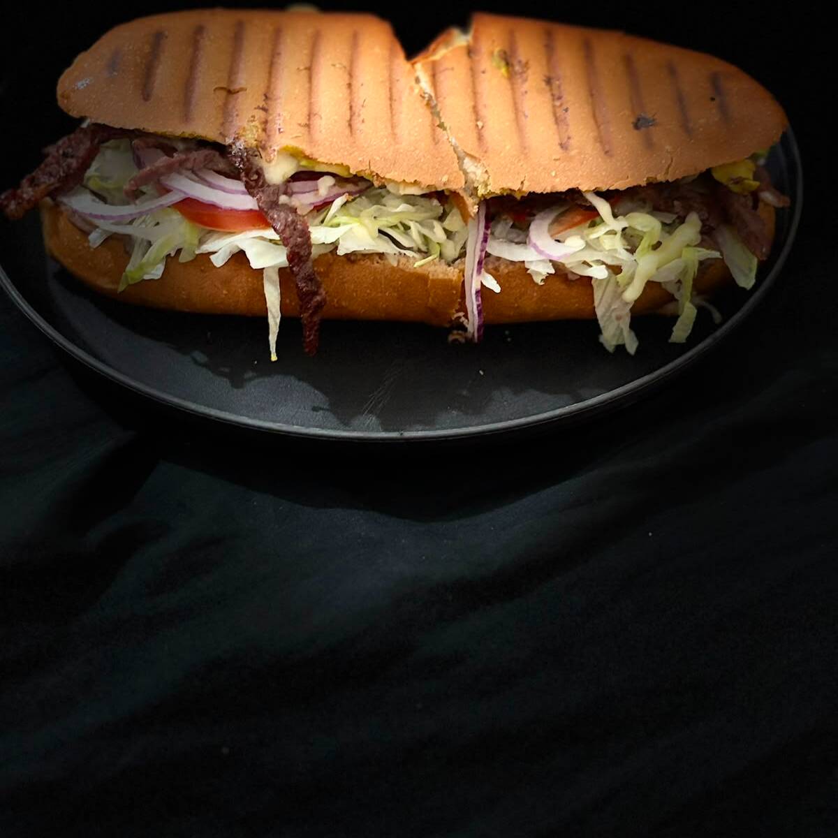 TORTA DE BISTEC + HORCHATA 1L