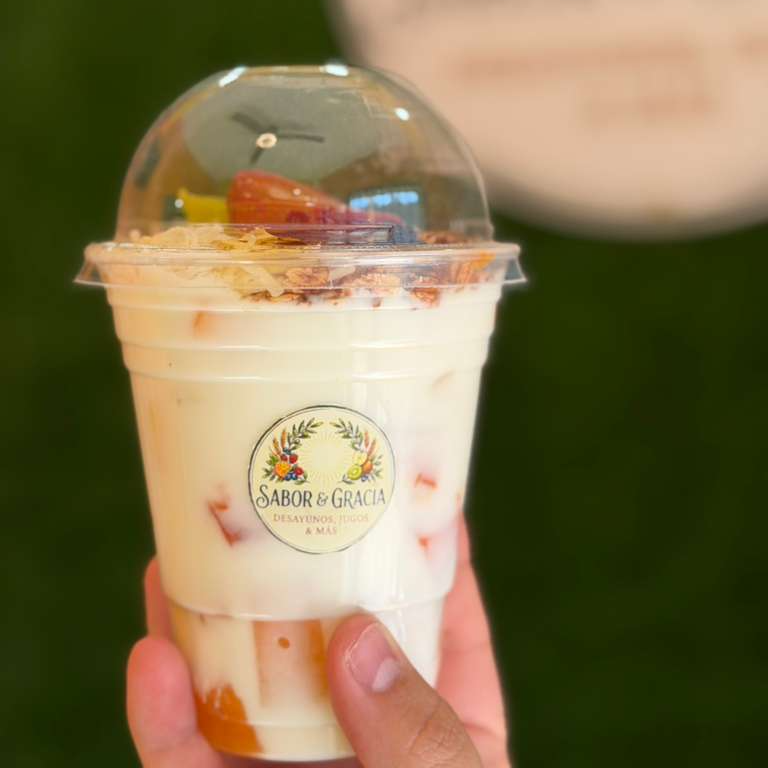 Yogurt con Fruta