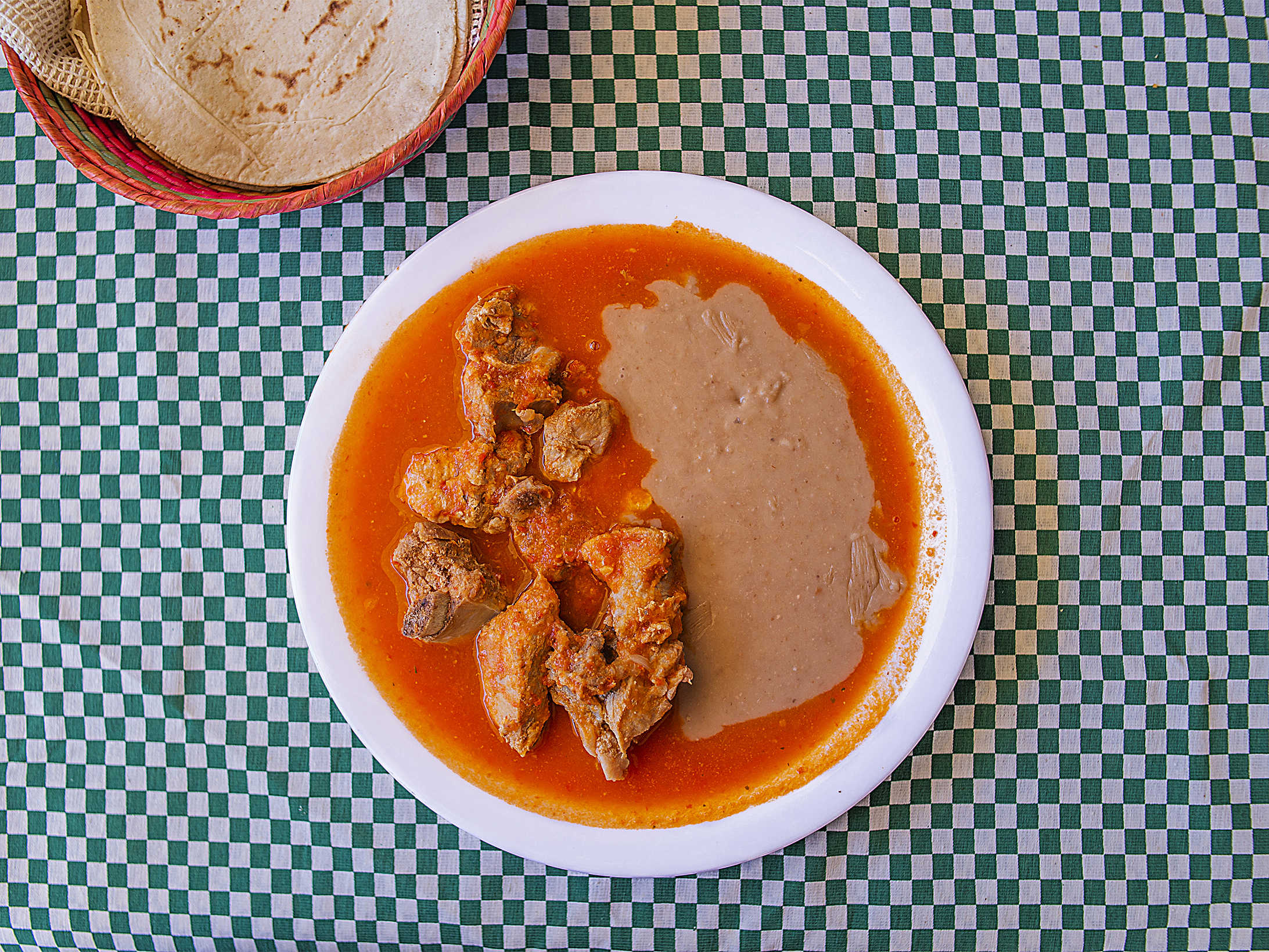 Costilla en Salsa Roja
