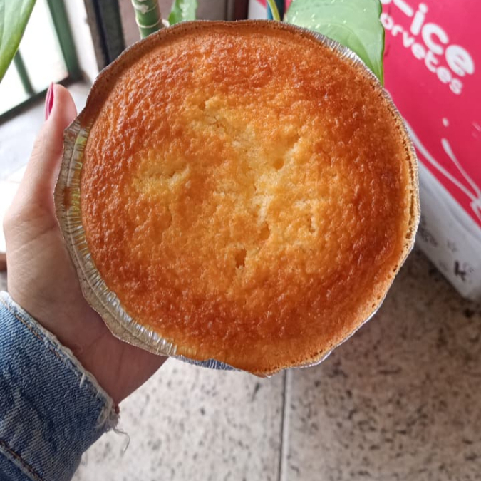Broa de fubá com queijo e coco