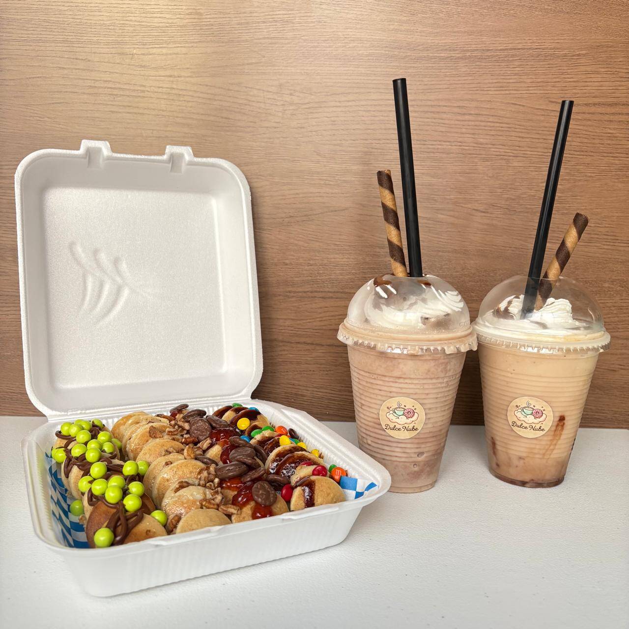 2 Frappé + Mini Hotcakes 40pzas. 🥤🥤🥞