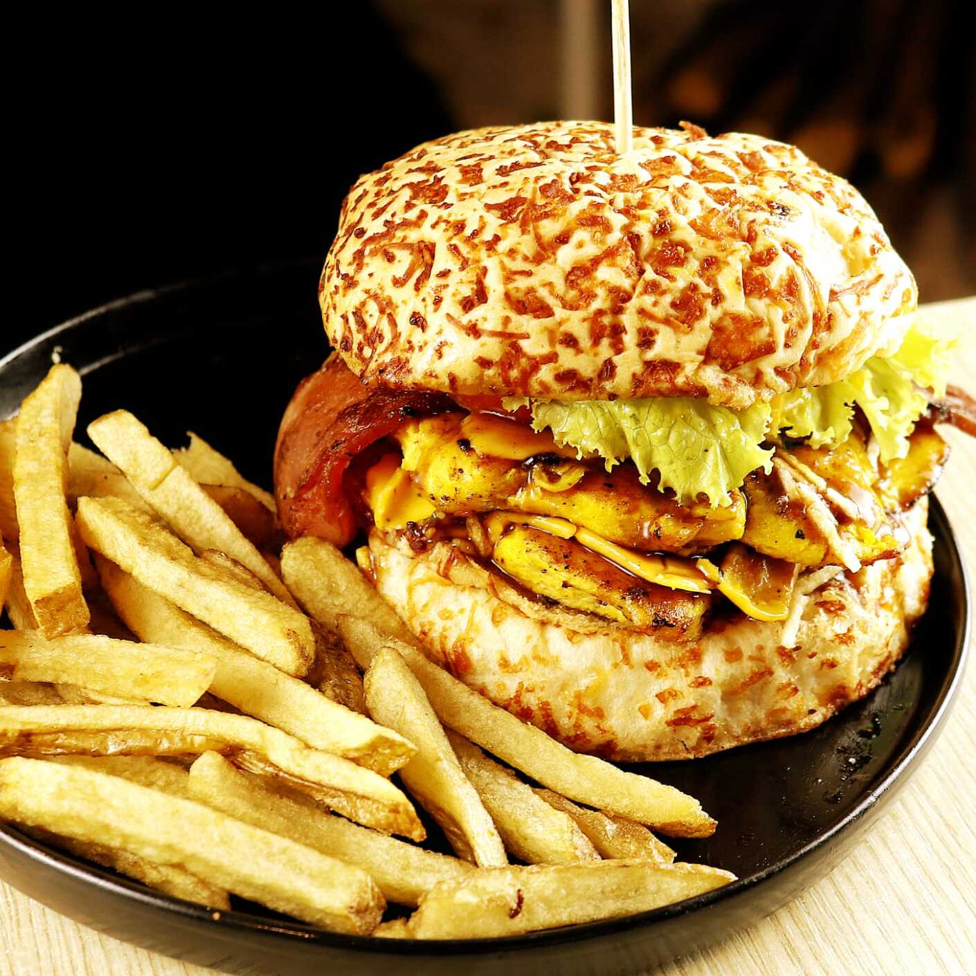 Burger Chicken + Papas