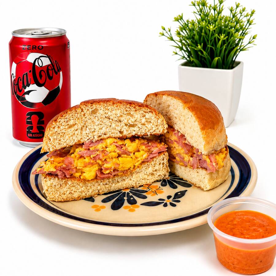 Bisquet Huevo con Jamón + Refresco 235ml
