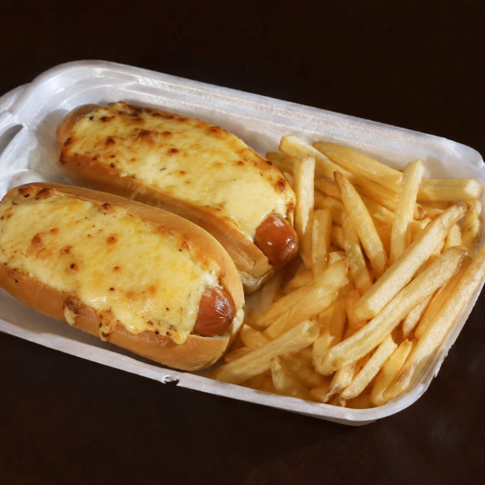 2 HOTDOGS CON PAPAS