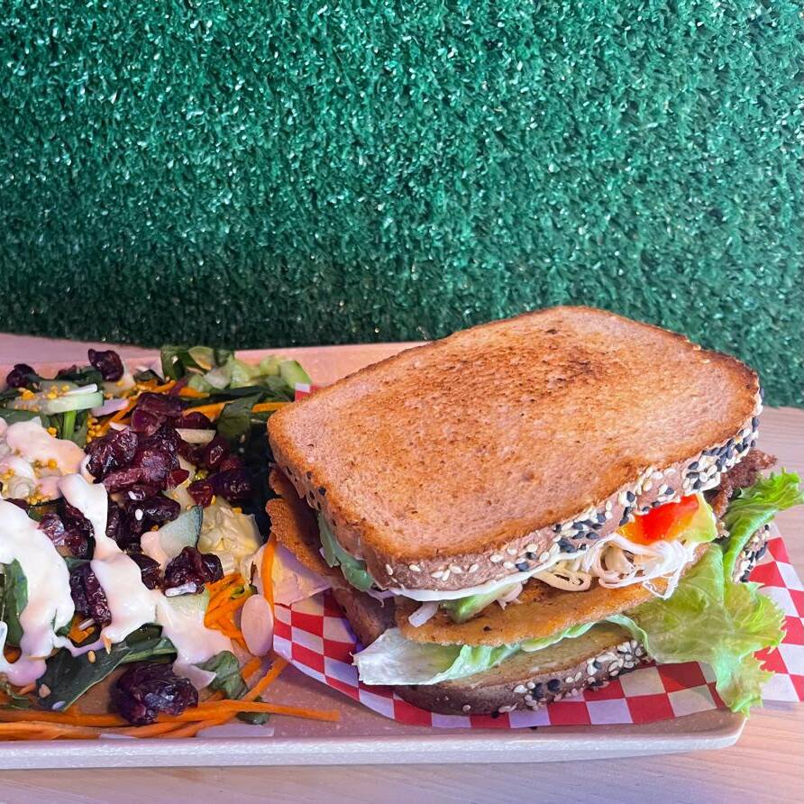 Sandwich de Pollo Asado o a la Plancha