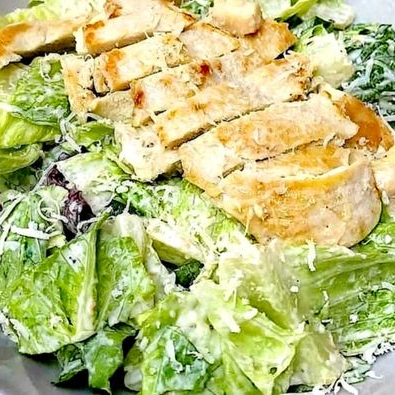 Ensalada Cesar con Pollo