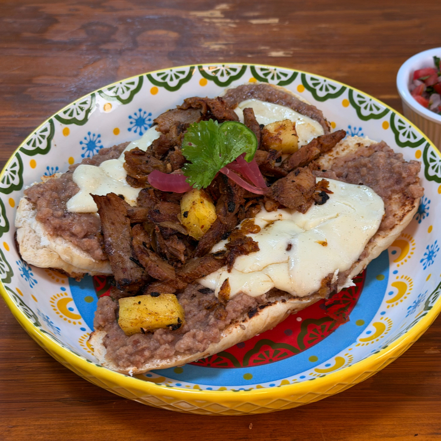 Molletes LOMO AL PASTOR