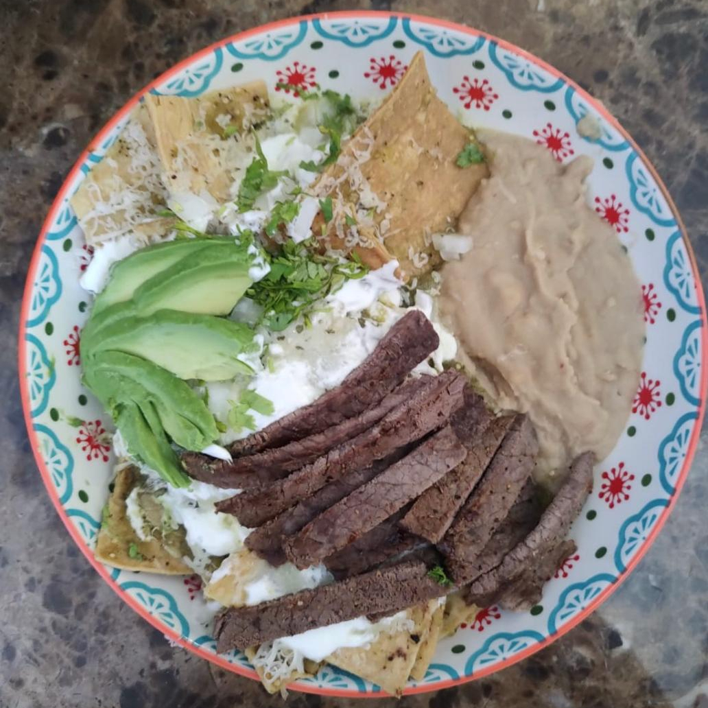 Chilaquiles con arrachera