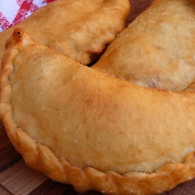 Frango desfiado e mussarela