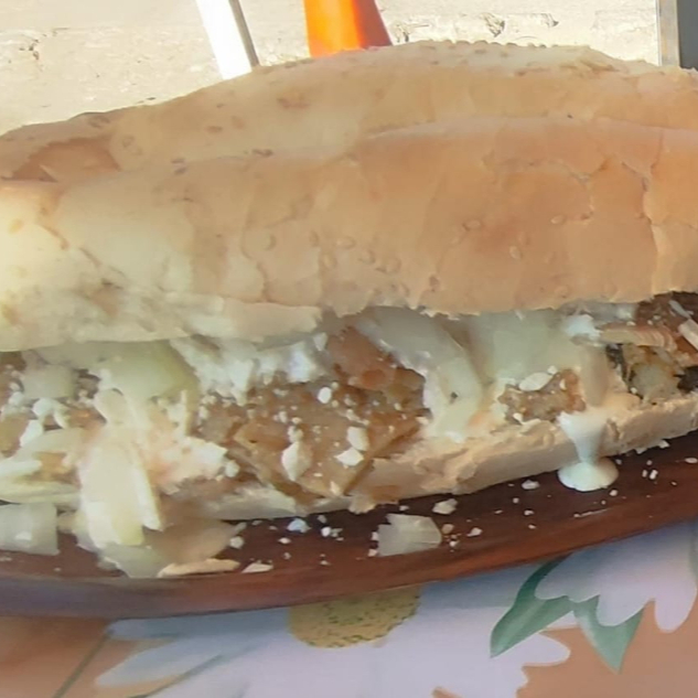 TORTA DE CHILAQUILES CON POLLO