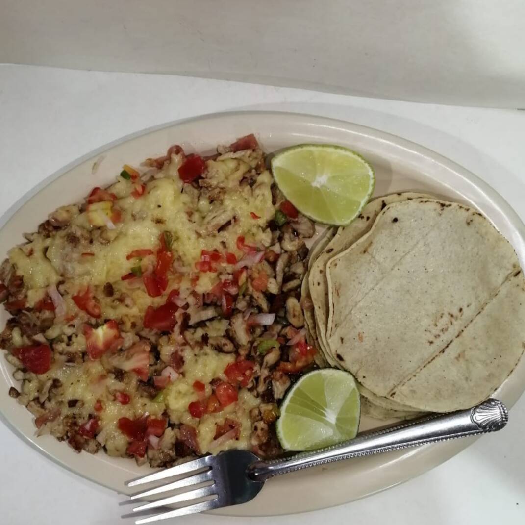 Doble mexicano con tortilla de harina