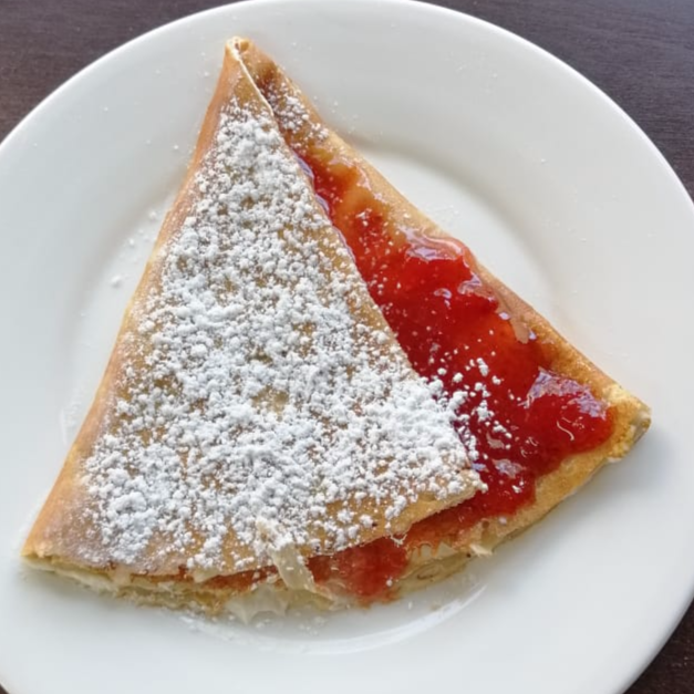 Crepa con Mermelada de Fresa