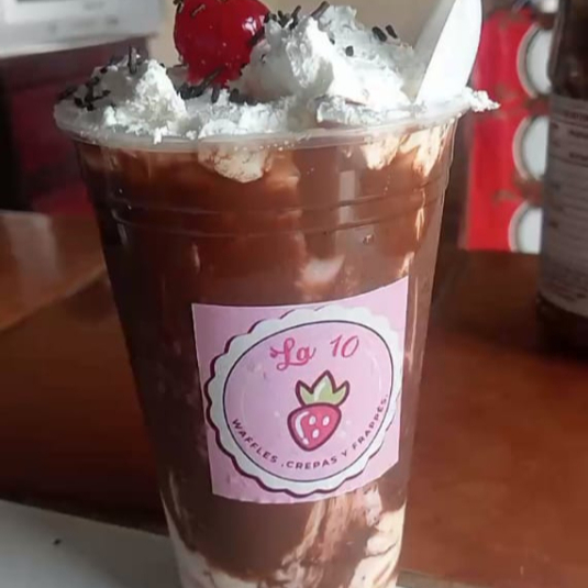 FRESAS CON CREMA