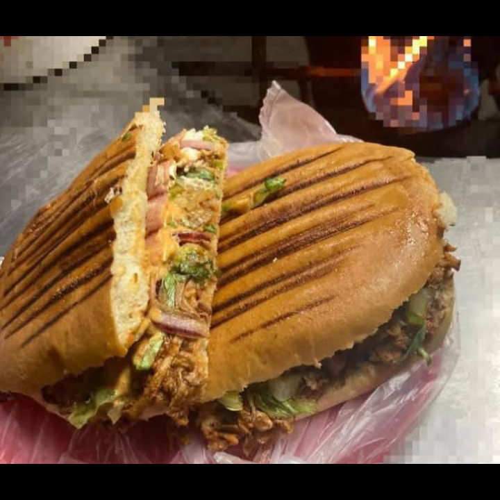 Torta De Pierna con Chorizo