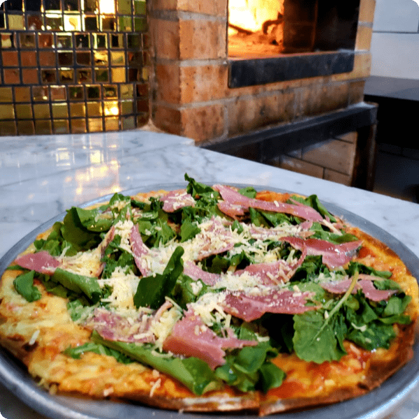 Pizza Jamón y Queso