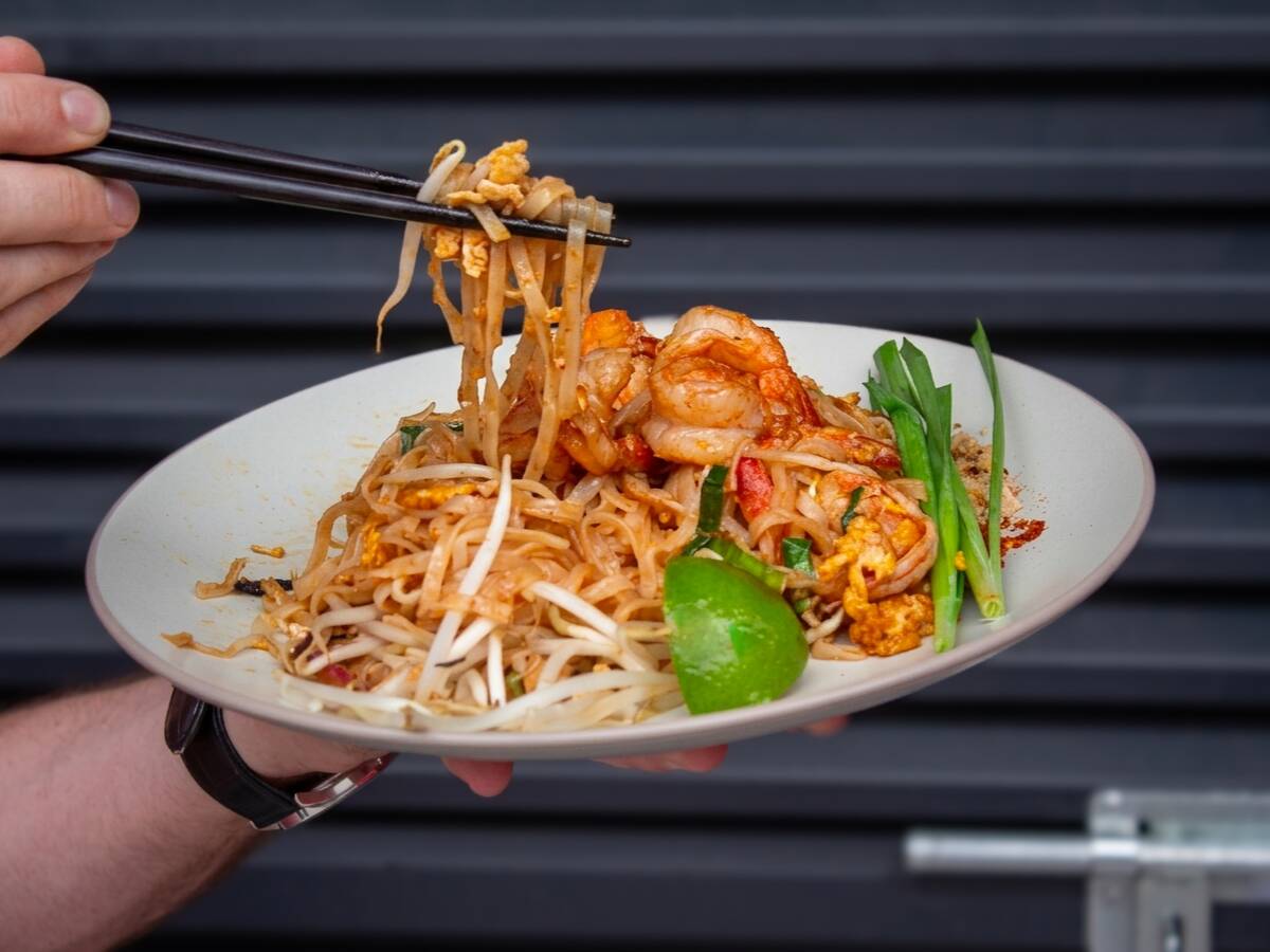 TIIN THAI