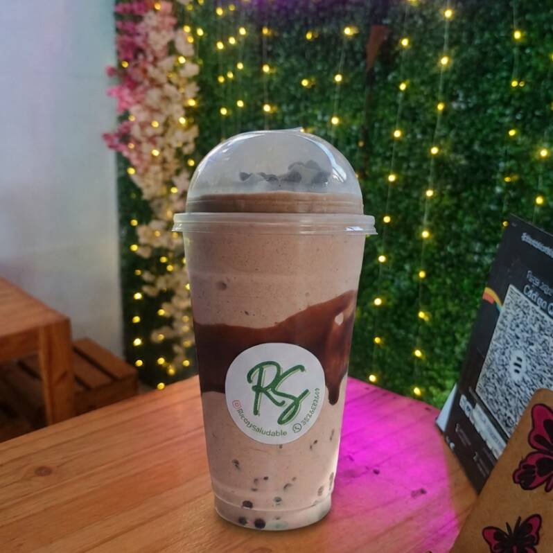 Shake de Lluvia de Chocolate con 14gr de Proteina