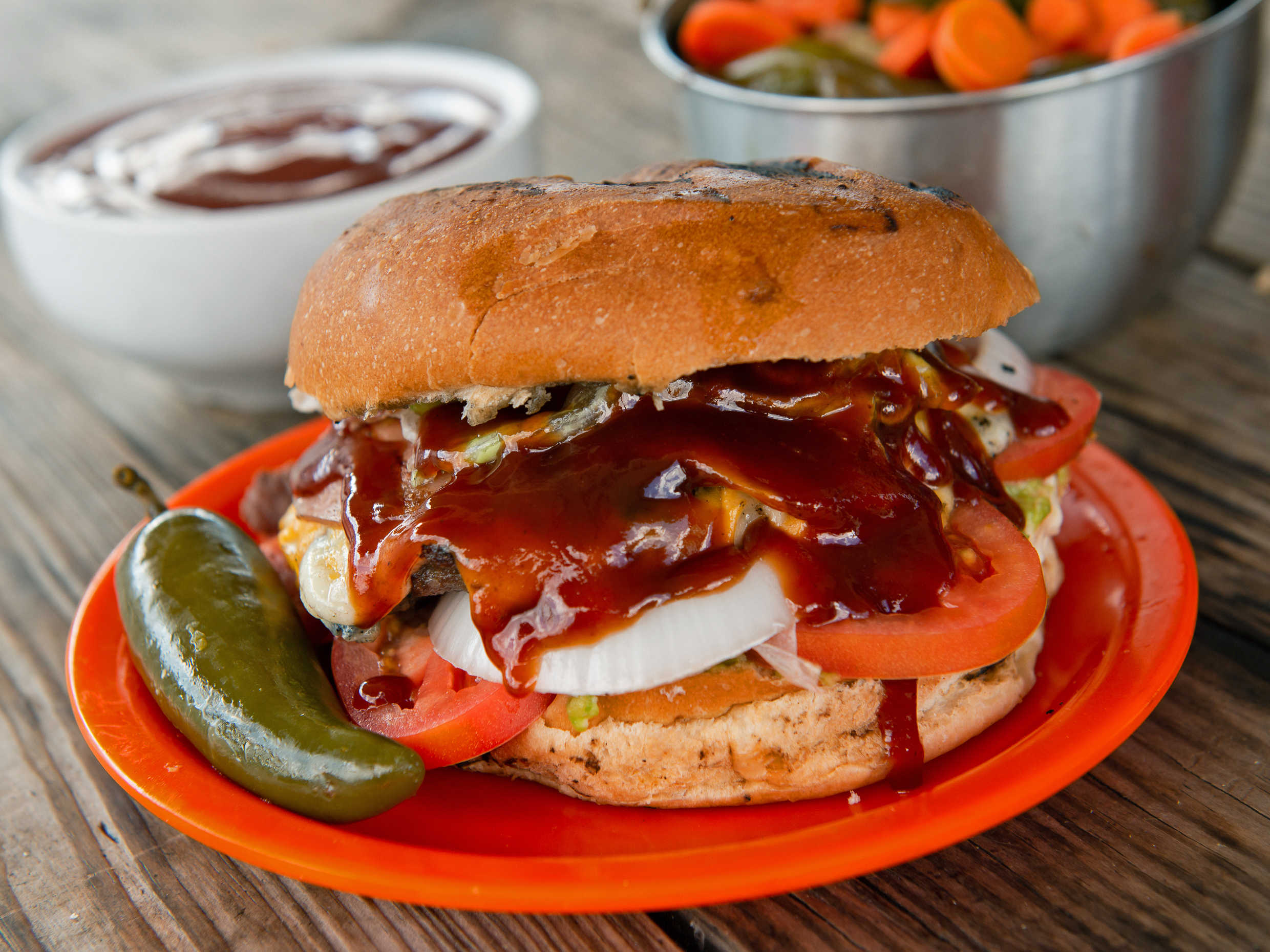Combo Individual: Burger BBQ + Pepsi + Papas