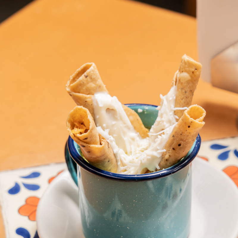 Caldo de Pollo + Tacos Dorados