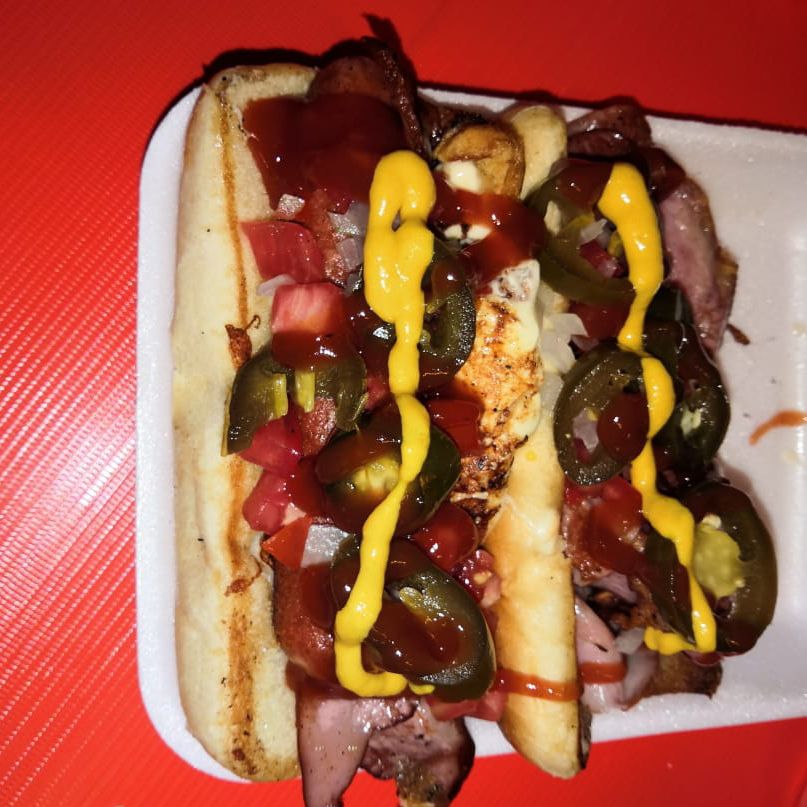 Hot-Dog Con Queso Oaxaca.