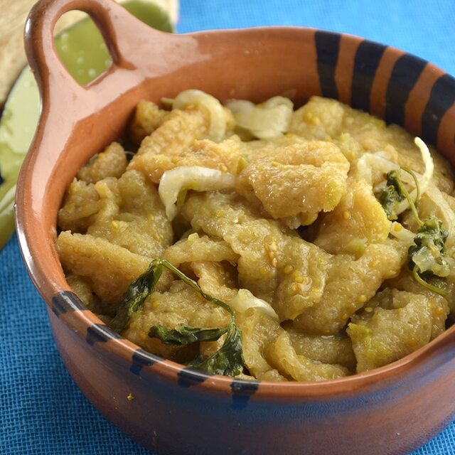 Chicharrón en Salsa Verde.