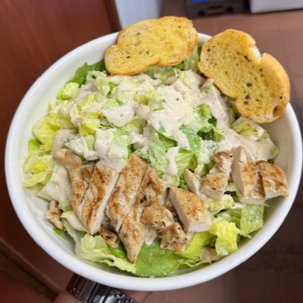 Ensalada Cesar con pollo