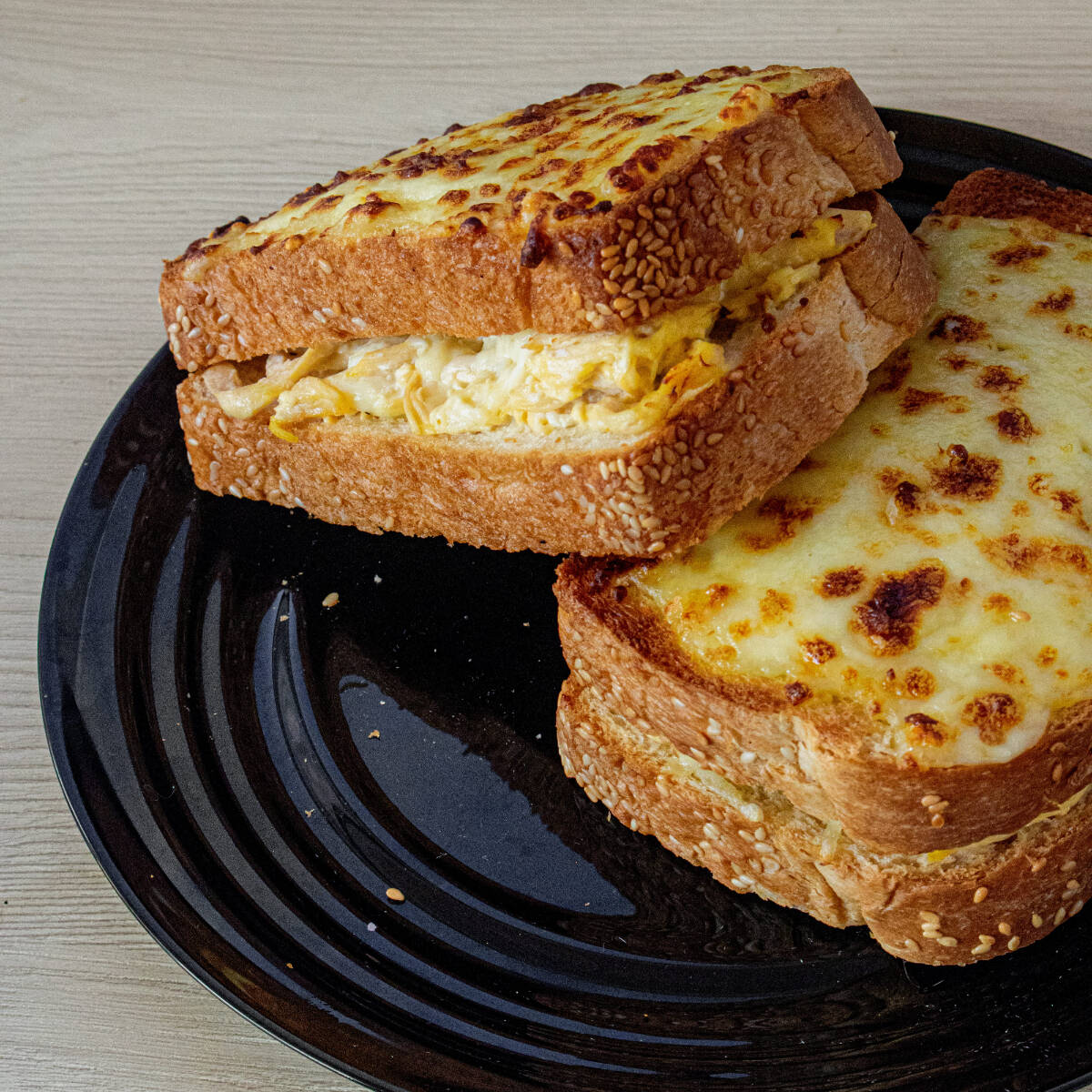 Sándwich de Pollo Gratinado