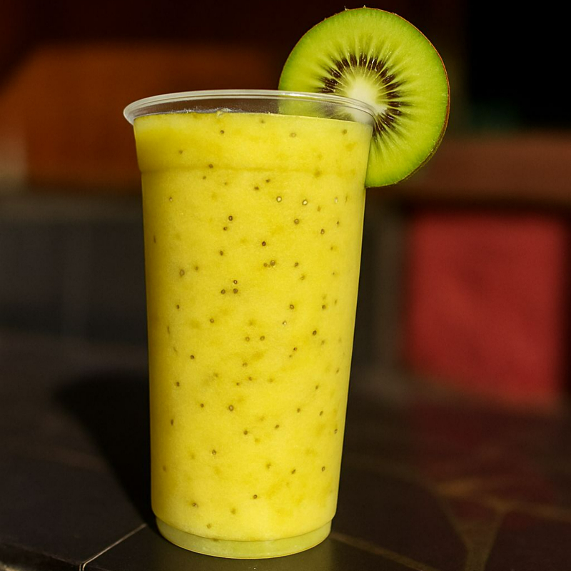 Kiwi, Maracujá, Leite Condensado, Vodka, Creme de Leite, Sorvete