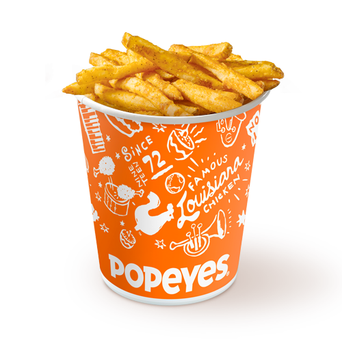 Nossas Batatas Fritas Exclusivas do Popeyes com Tempero Especial Cajun, crocantes e irresistíveis, no balde para dividir