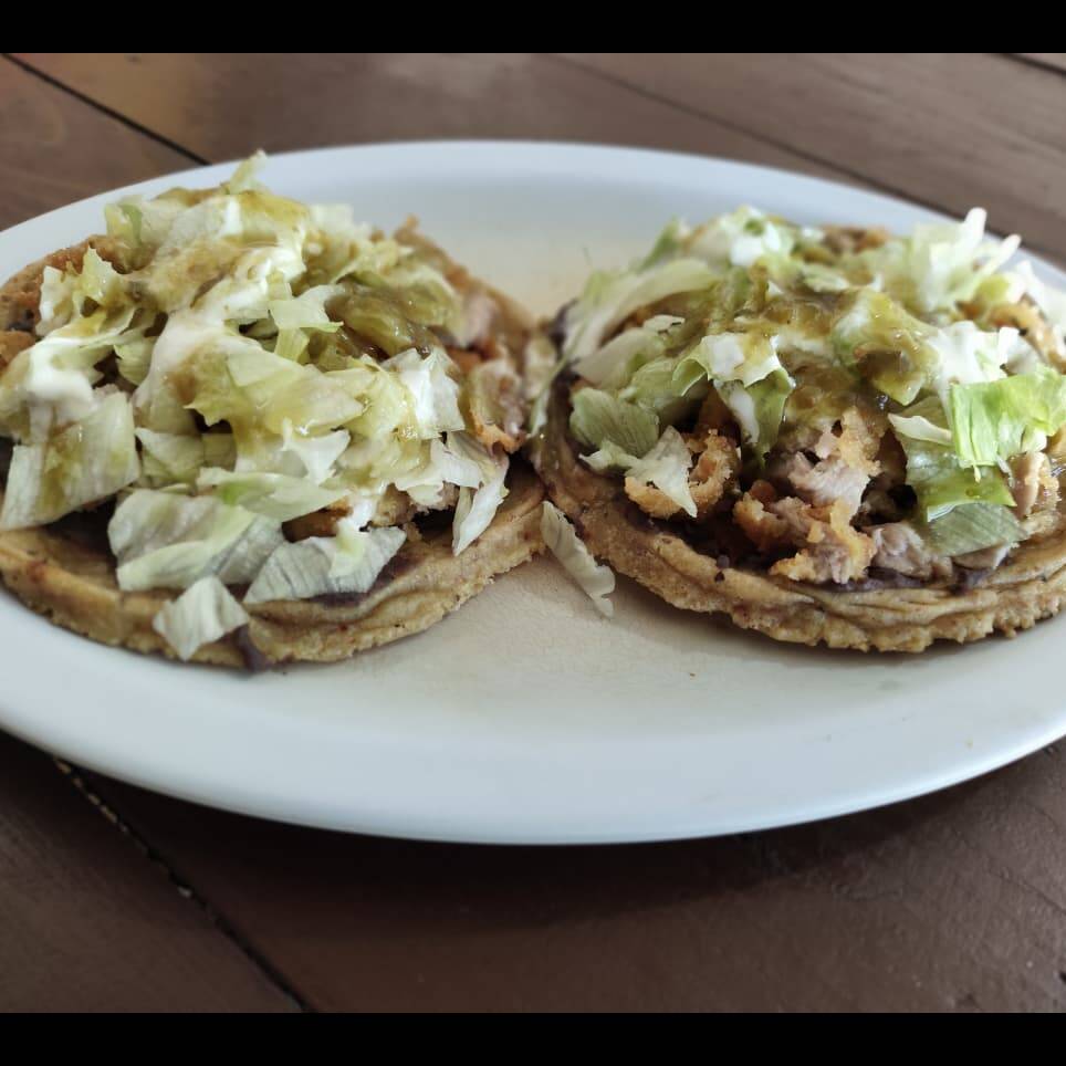 Sopes Asado