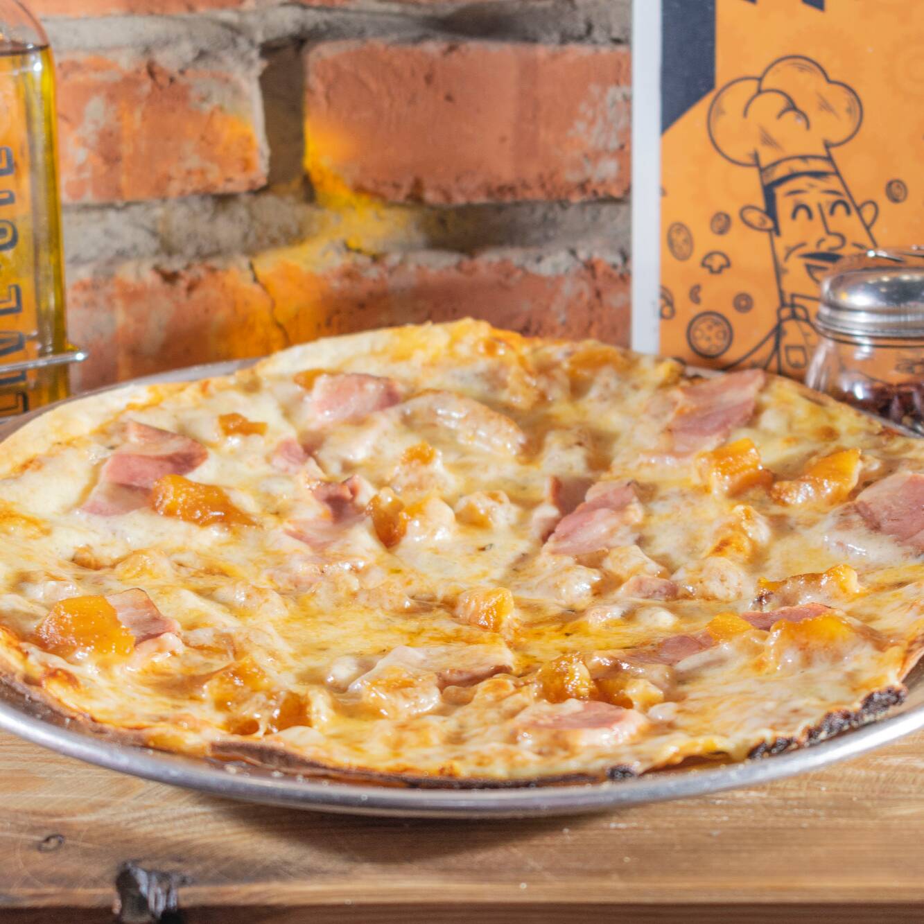 Pizza Piña Tocineta