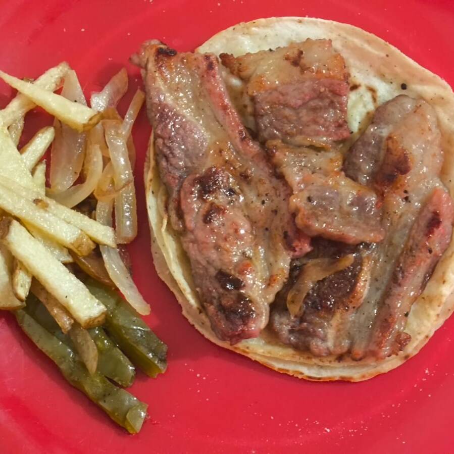 AVILA S TACO DE COSTILLA