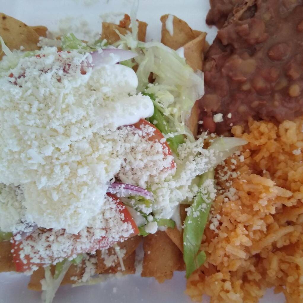 2 Ordenes de Flautas de (3 pz cada orden)