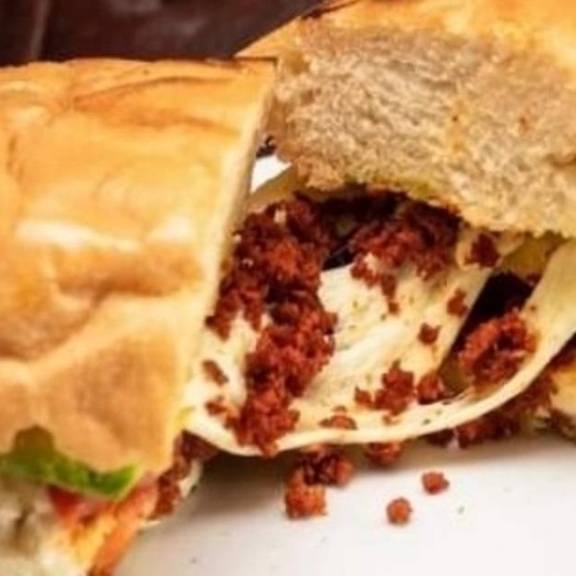 Lonche de Chorizo