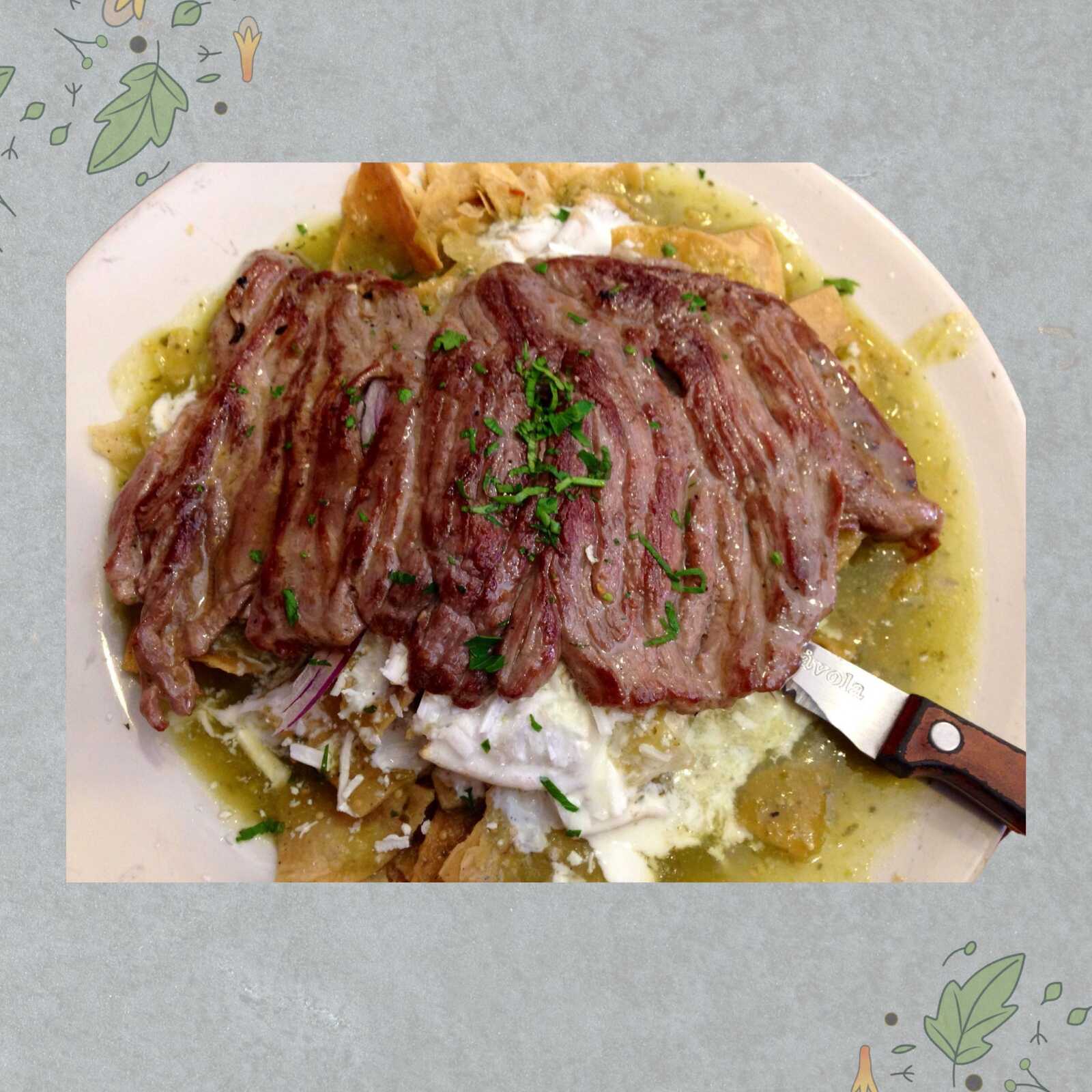 Chilaquiles con Costilla de Res