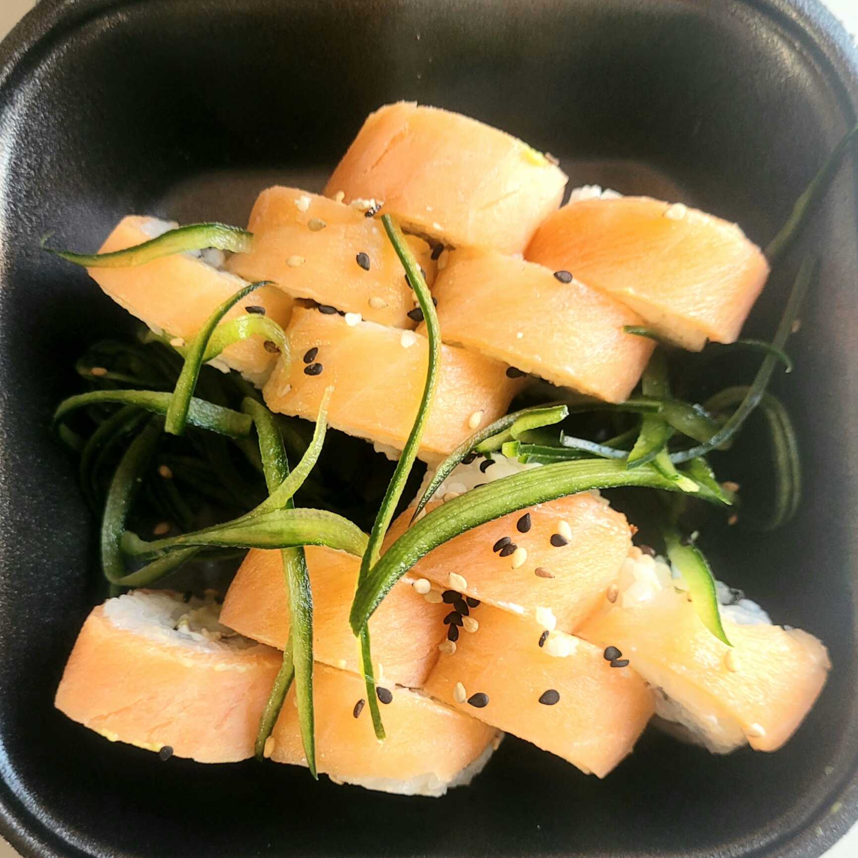 Salmón Roll