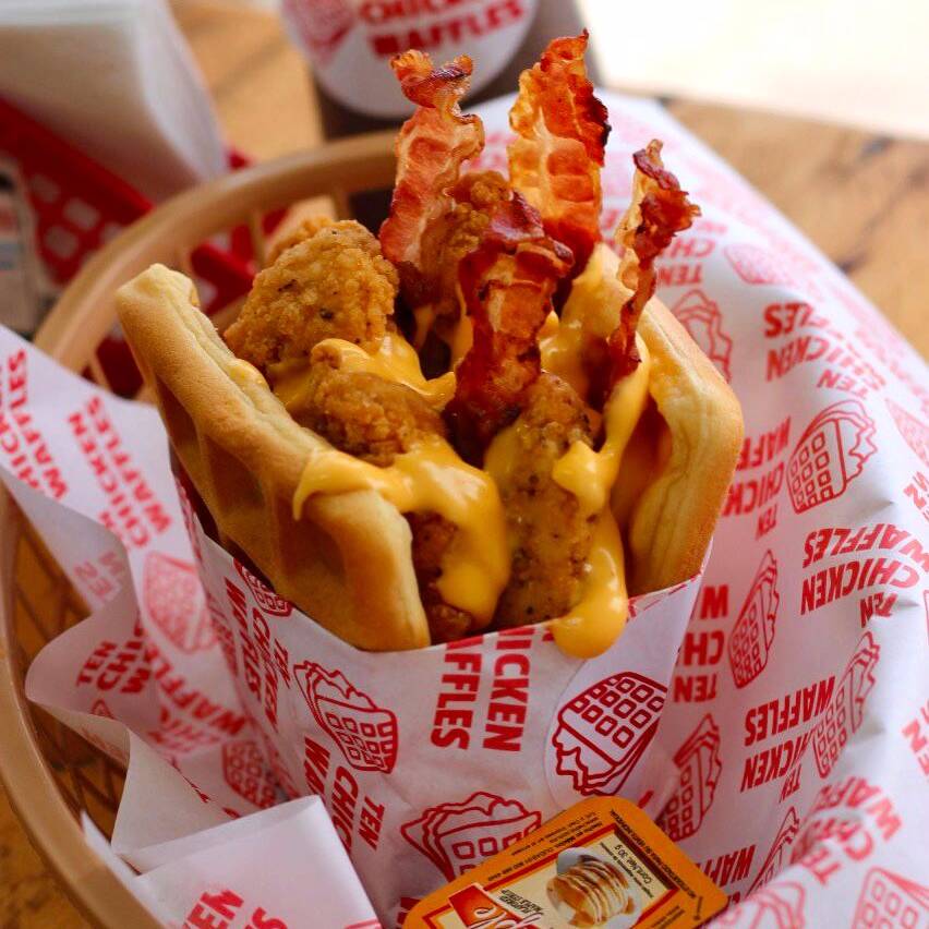 Chicken Waffle Doble