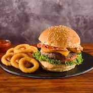 Combo Hamburguesa Tradicional + Aros de Cebolla