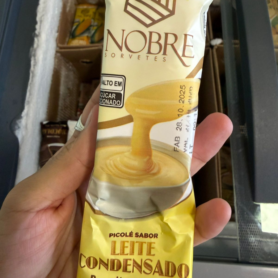 PICOLÉ DE LEITE CONDENSADO