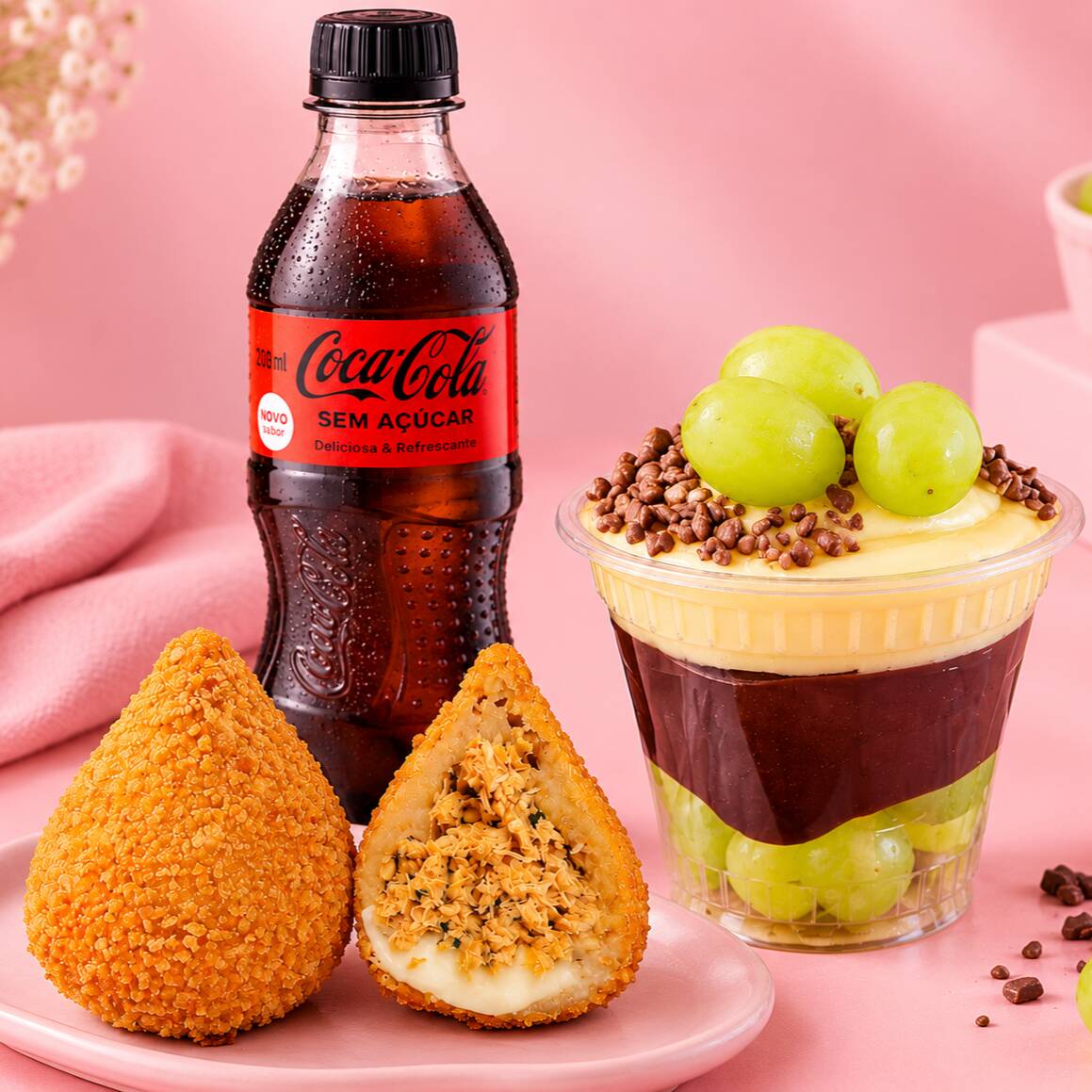 Combo Mata a Fome - Uva Verde - combinação de coxinha crocante + copo da felicidade 150ml de uva verde + Coquinha zero 200ml