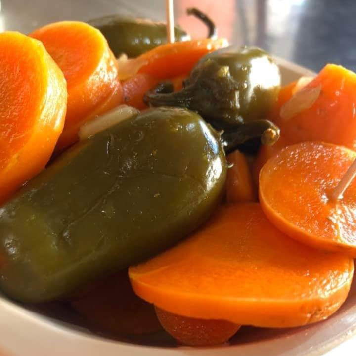 Jalapeños & Zanahorias