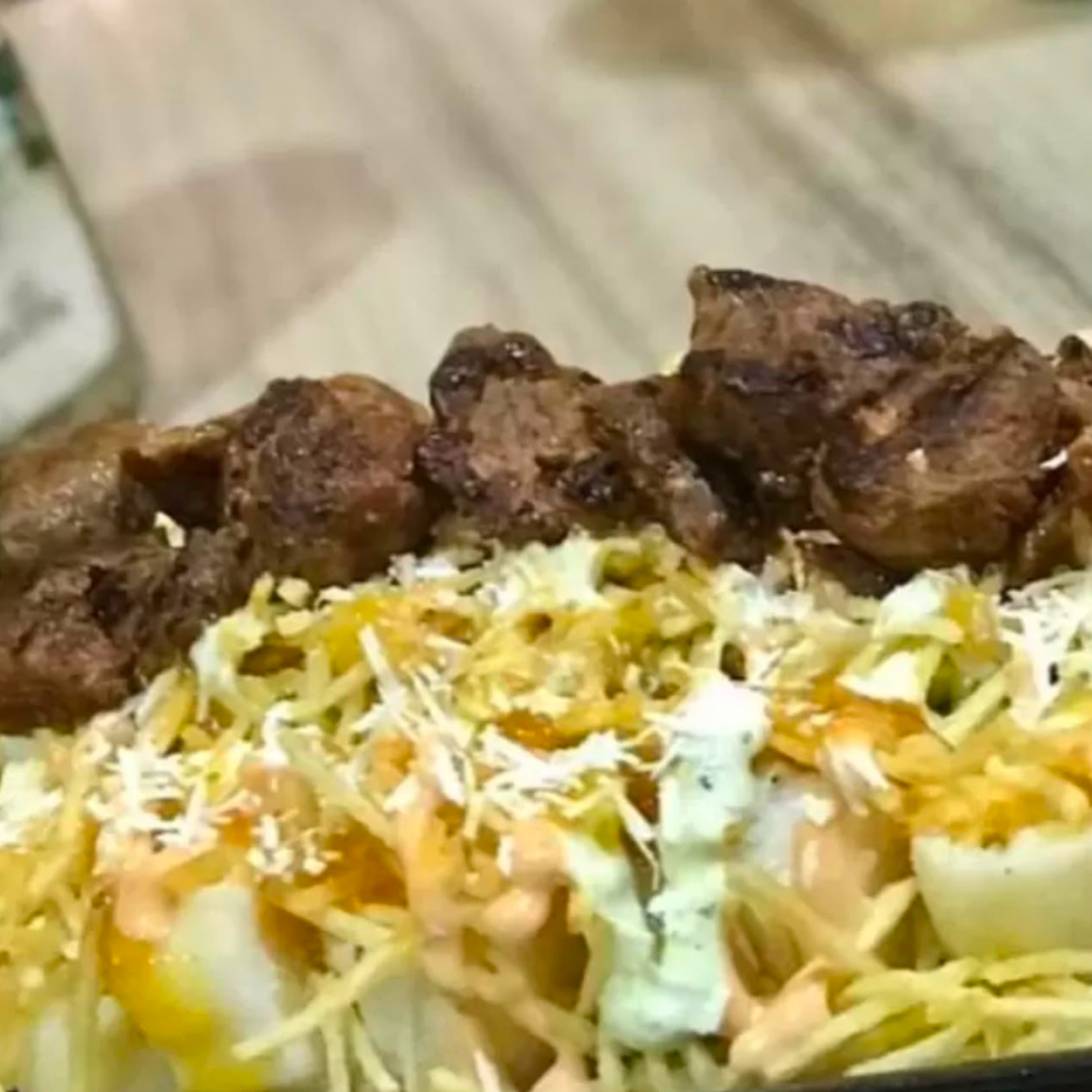 2X1 SALCHIPAPA DE CERDO Y POLLO
