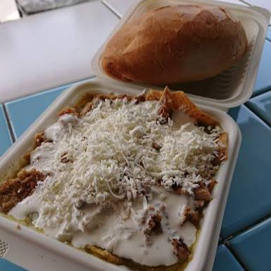 Chilaquiles Verdes Con Milanesa de Pollo